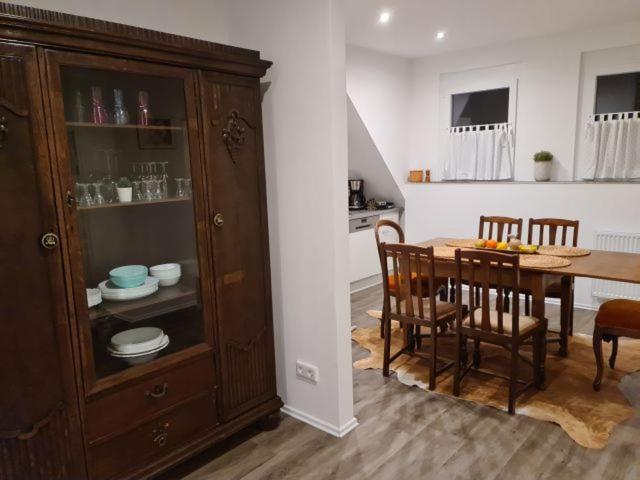 Pilgrims "Rosalie" Grosse Fewo Mit 3 Schlafzimmern, 1Bad, 2 Wc, Balkon, Fast Internet Brilon Eksteriør bilde