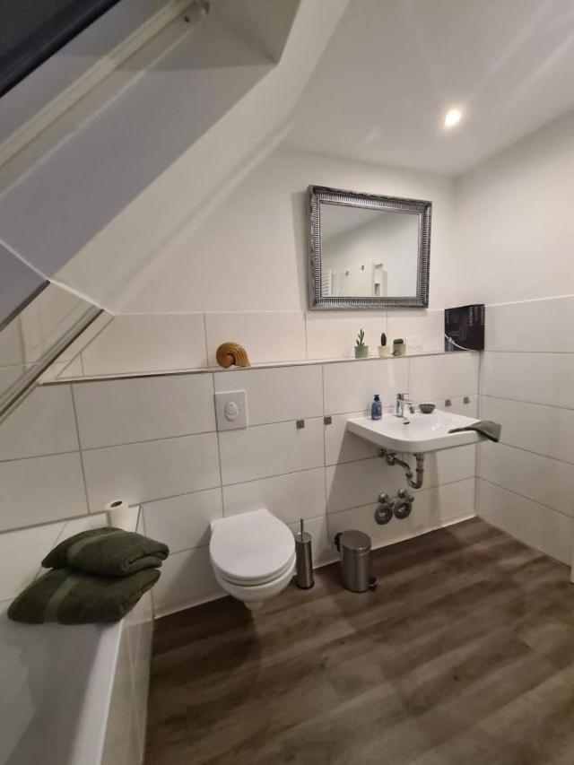 Pilgrims "Rosalie" Grosse Fewo Mit 3 Schlafzimmern, 1Bad, 2 Wc, Balkon, Fast Internet Brilon Eksteriør bilde